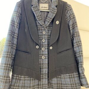 GUESS Women's Black and Navy Plaid Blazer
